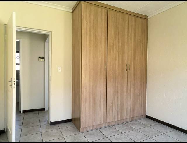 2 BEDROOM APARTMENT FOR SALE IN FRANKLIN ROOSEVELT PARK